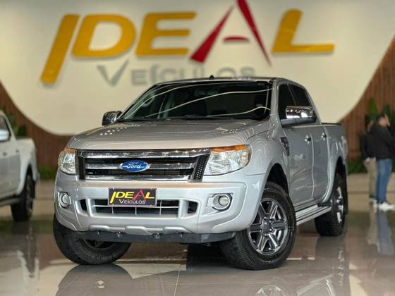 FORD RANGER 3.2 XLT 4X4 CD 20V DIESEL 4P AUTOMÁTICO